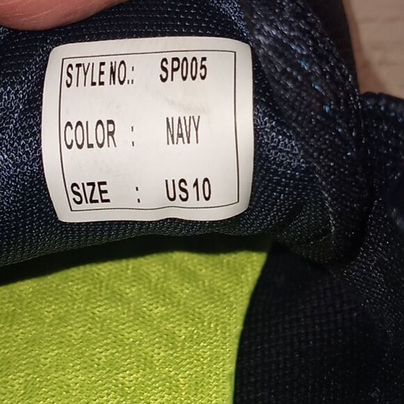 Men's Lightweight Breathable Shoes - Picture 7 of 7